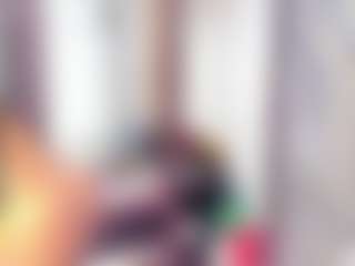 Laura Saenz's Live Sex Cam Show