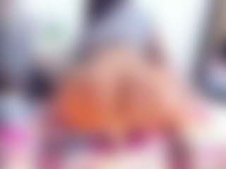 Laura Saenz's Live Sex Cam Show