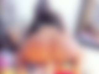 Laura Saenz's Live Sex Cam Show