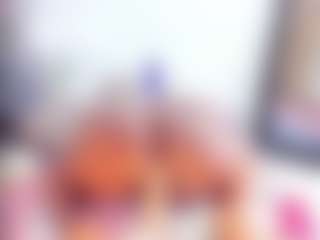 Laura Saenz's Live Sex Cam Show