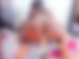Laura Saenz's Live Sex Cam Show