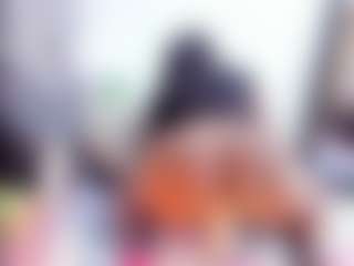 Laura Saenz's Live Sex Cam Show