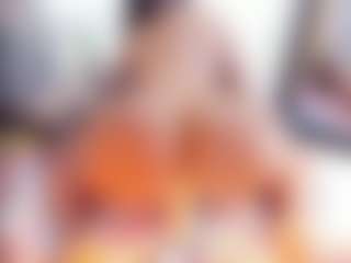 Laura Saenz's Live Sex Cam Show