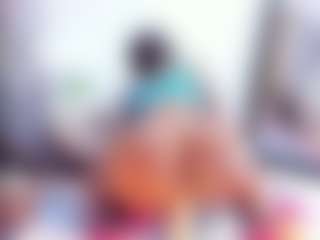 Laura Saenz's Live Sex Cam Show