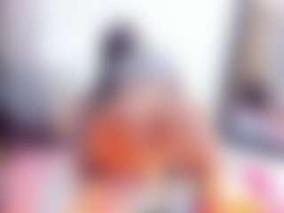 Laura Saenz's Live Sex Cam Show