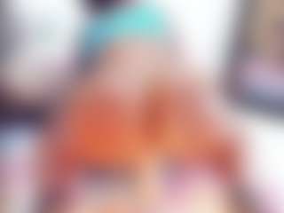 Laura Saenz's Live Sex Cam Show