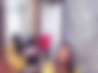 Laura Saenz's Live Sex Cam Show