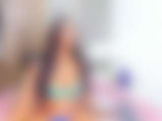 Laura Saenz's Live Sex Cam Show