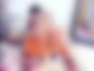 Laura Saenz's Live Sex Cam Show