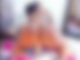 Laura Saenz's Live Sex Cam Show