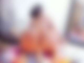 Laura Saenz's Live Sex Cam Show