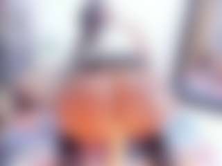 Laura Saenz's Live Sex Cam Show