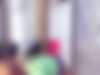 Laura Saenz's Live Sex Cam Show