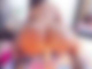 Laura Saenz's Live Sex Cam Show