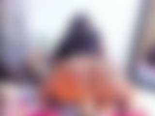 Laura Saenz's Live Sex Cam Show