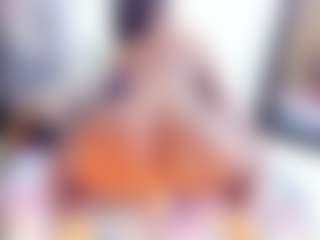 Laura Saenz's Live Sex Cam Show