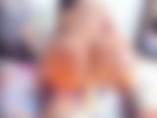 Laura Saenz's Live Sex Cam Show