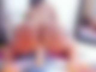 Laura Saenz's Live Sex Cam Show