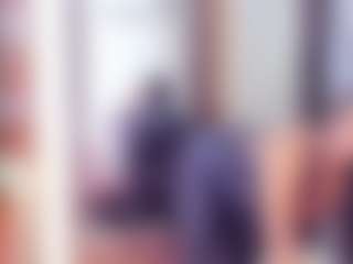 Laura Saenz's Live Sex Cam Show