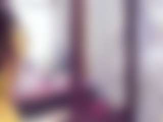 Laura Saenz's Live Sex Cam Show