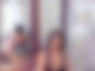 Laura Saenz's Live Sex Cam Show
