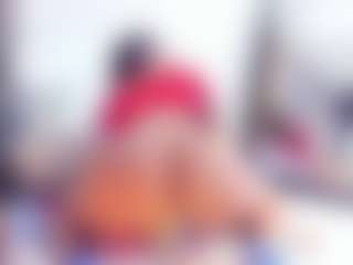 Laura Saenz's Live Sex Cam Show