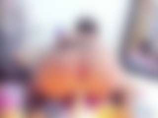 Laura Saenz's Live Sex Cam Show