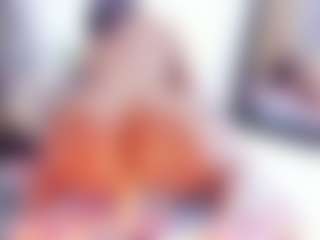 Laura Saenz's Live Sex Cam Show