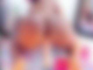 Laura Saenz's Live Sex Cam Show