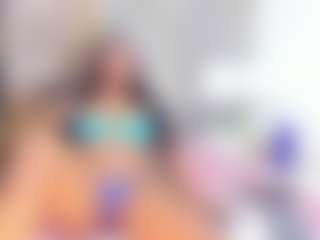 Laura Saenz's Live Sex Cam Show