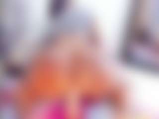 Laura Saenz's Live Sex Cam Show