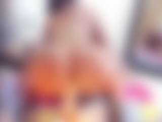 Laura Saenz's Live Sex Cam Show