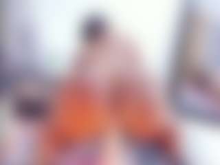 Laura Saenz's Live Sex Cam Show