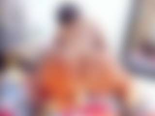 Laura Saenz's Live Sex Cam Show