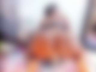 Laura Saenz's Live Sex Cam Show
