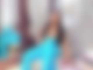 Laura Saenz's Live Sex Cam Show