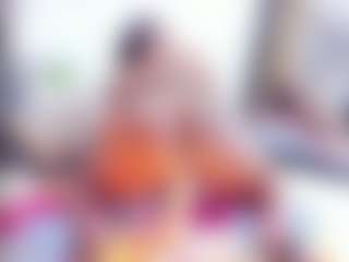 Laura Saenz's Live Sex Cam Show