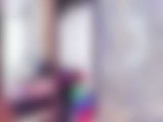 Laura Saenz's Live Sex Cam Show