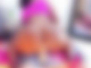 Laura Saenz's Live Sex Cam Show