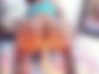 Laura Saenz's Live Sex Cam Show
