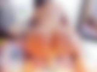 Laura Saenz's Live Sex Cam Show