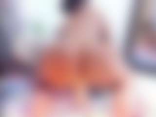 Laura Saenz's Live Sex Cam Show