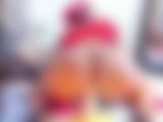 Laura Saenz's Live Sex Cam Show