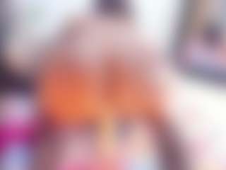 Laura Saenz's Live Sex Cam Show