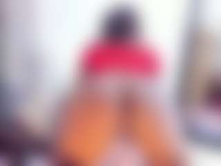 Laura Saenz's Live Sex Cam Show