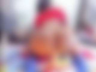 Laura Saenz's Live Sex Cam Show