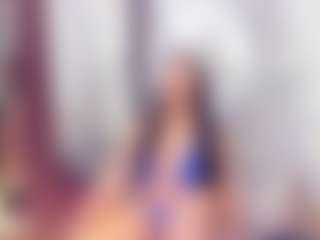 Laura Saenz's Live Sex Cam Show