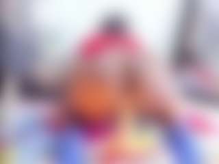 Laura Saenz's Live Sex Cam Show