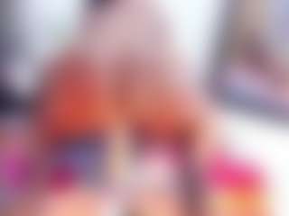 Laura Saenz's Live Sex Cam Show