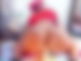 Laura Saenz's Live Sex Cam Show